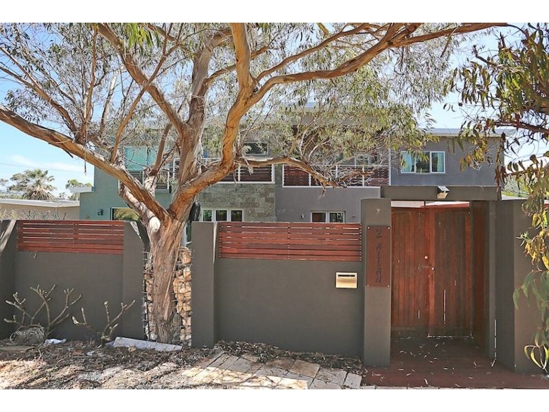 2 Allan Place, Halls Head WA 6210