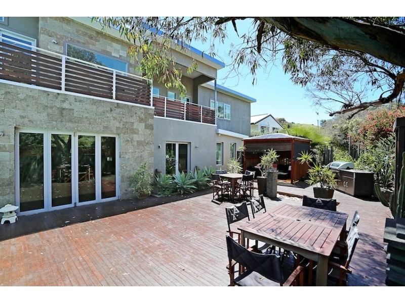 2 Allan Place, Halls Head WA 6210