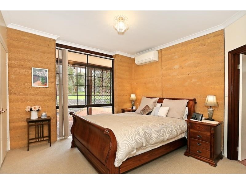 442 Mulga Drive, Parklands WA 6180