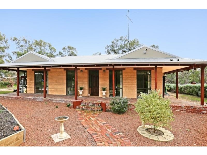 442 Mulga Drive, Parklands WA 6180