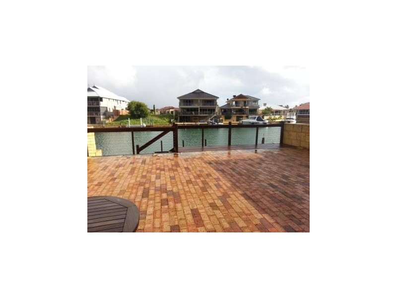 29/3 Piccolo Place, Halls Head WA 6210