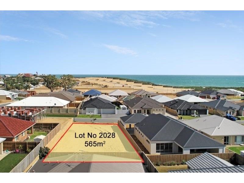 4 Jennerae Bend, Halls Head WA 6210