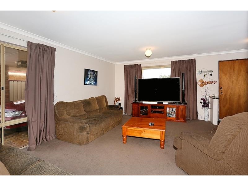 61 Sunningdale Chase, Meadow Springs WA 6210