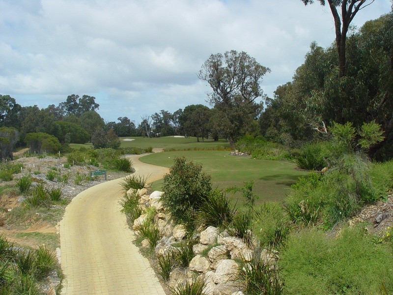 61 Sunningdale Chase, Meadow Springs WA 6210