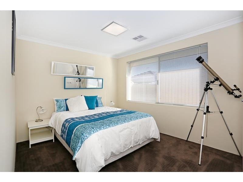3 Harvest Chase, Madora Bay WA 6210