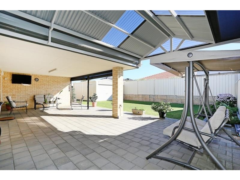 3 Harvest Chase, Madora Bay WA 6210