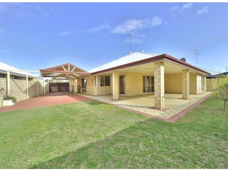 33 Cervantes Drive, Erskine WA 6210