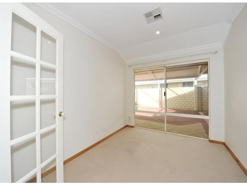 33 Cervantes Drive, Erskine WA 6210
