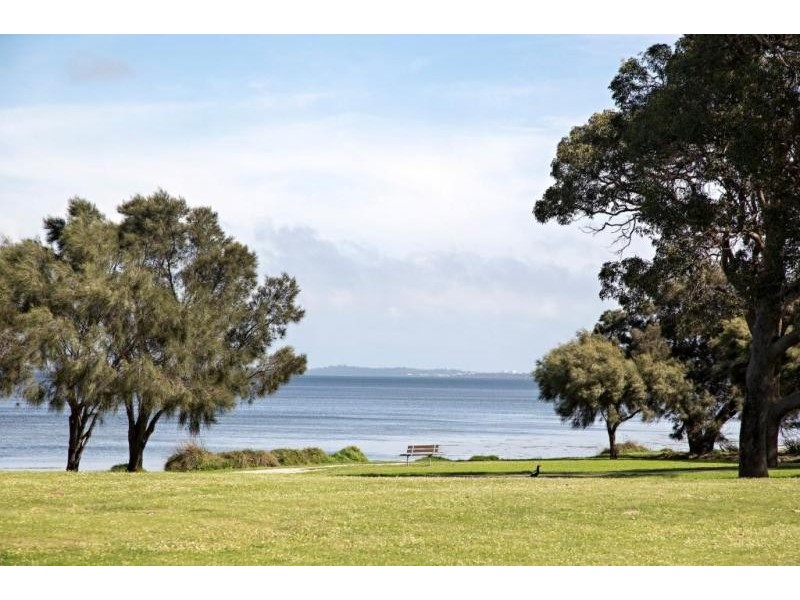 1 Nairn Road, Coodanup WA 6210