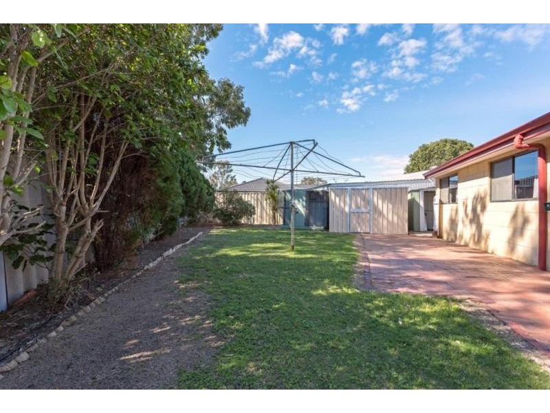 1 Nairn Road, Coodanup WA 6210