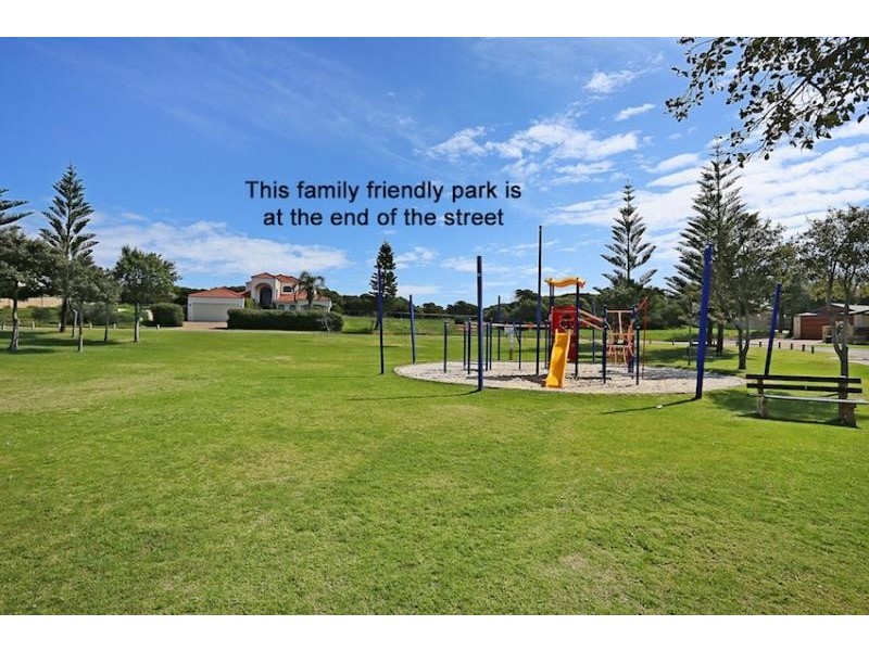 7 Sandy Cove, Halls Head WA 6210