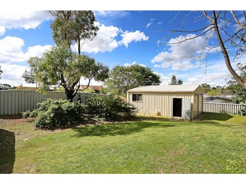 16 Albion Road, Madora Bay WA 6210