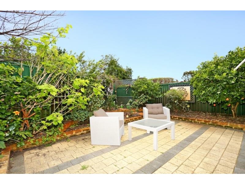 3a Esk Court, Greenfields WA 6210