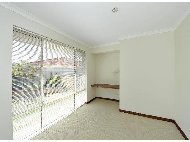 14 Cuvier Place, San Remo WA 6210