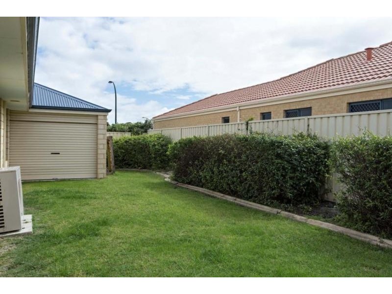 16 Heyerdahl Way, Dudley Park WA 6210