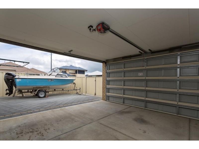 115 Challenger Road, Madora Bay WA 6210