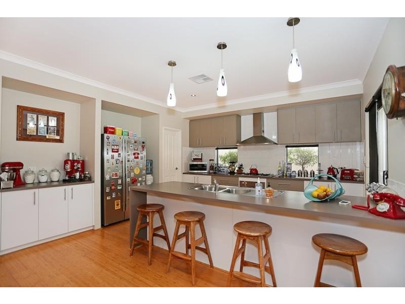 21 Abercrombie Rise, Madora Bay WA 6210