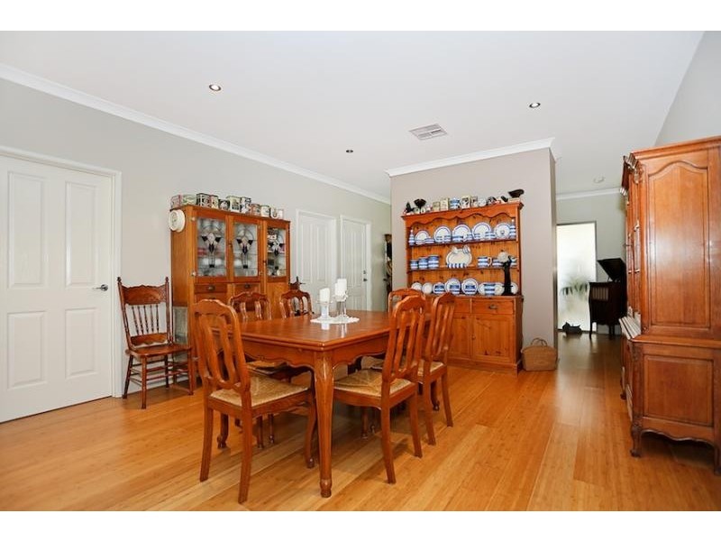 21 Abercrombie Rise, Madora Bay WA 6210