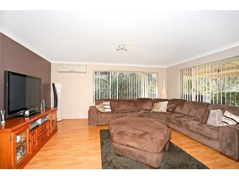 15 Brighton Place, Greenfields WA 6210