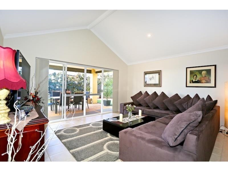 23 Pacifica Way, Dudley Park WA 6210