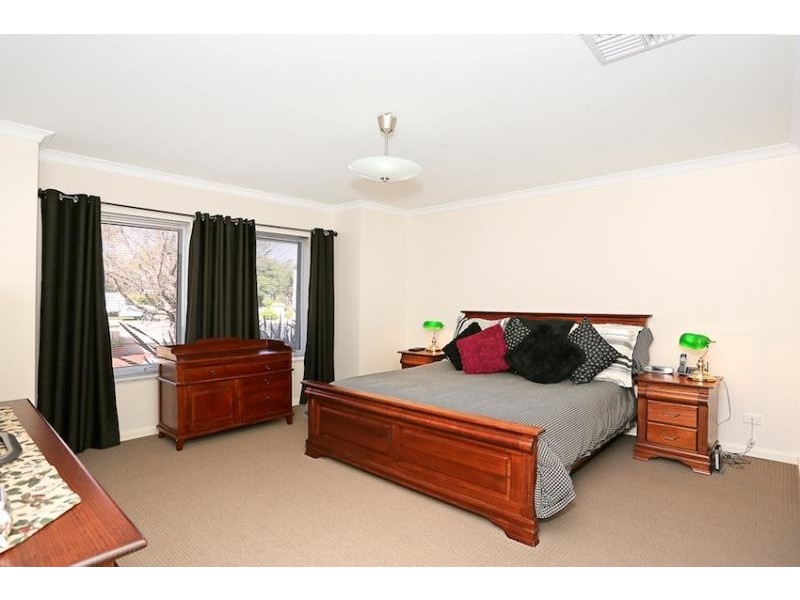23 Pacifica Way, Dudley Park WA 6210