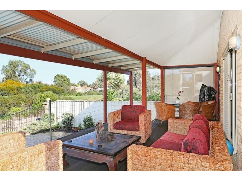 17 Fairborn Retreat, Meadow Springs WA 6210