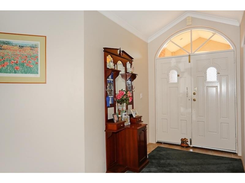 17 Fairborn Retreat, Meadow Springs WA 6210