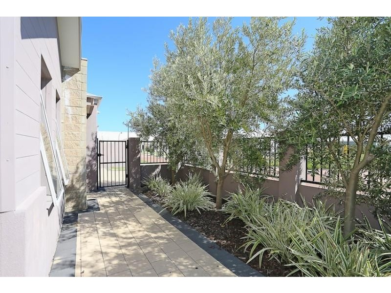 6 Cujong Road, Falcon WA 6210