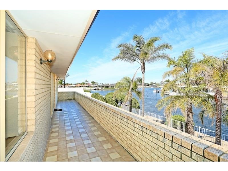 14 Ashburton Close, Dudley Park WA 6210