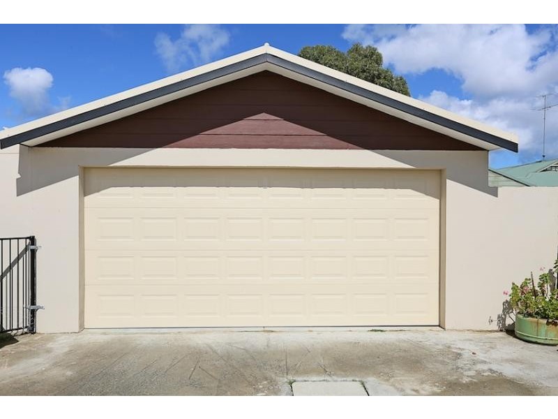 97 Boundary Road, Dudley Park WA 6210