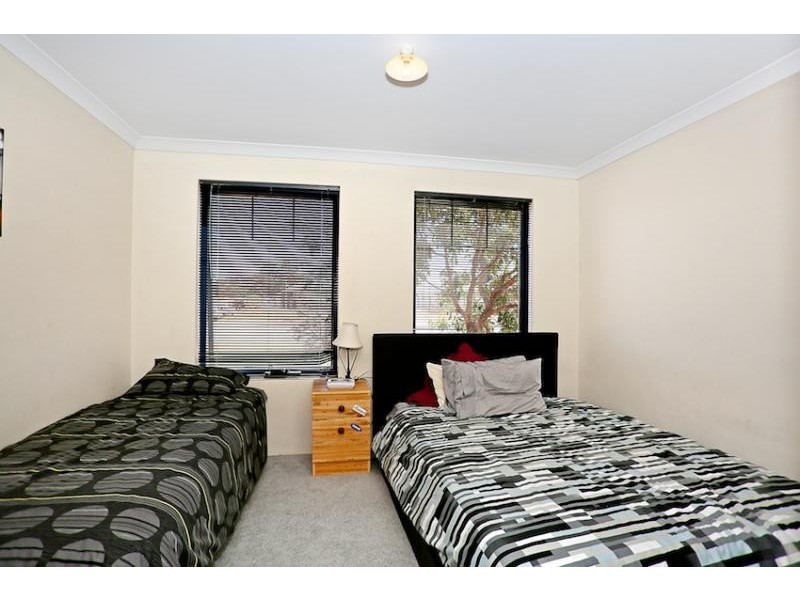 94 Oakleigh Drive, Erskine WA 6210