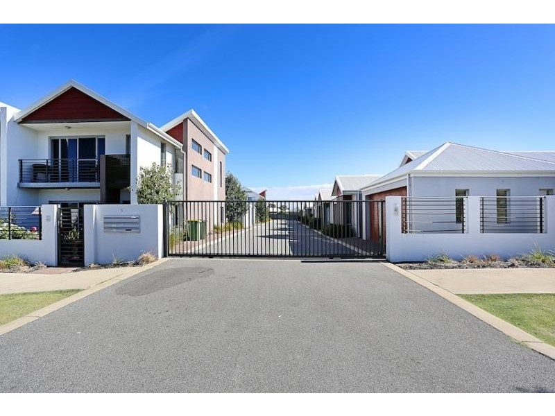 28/5 Bower Drive, Erskine WA 6210