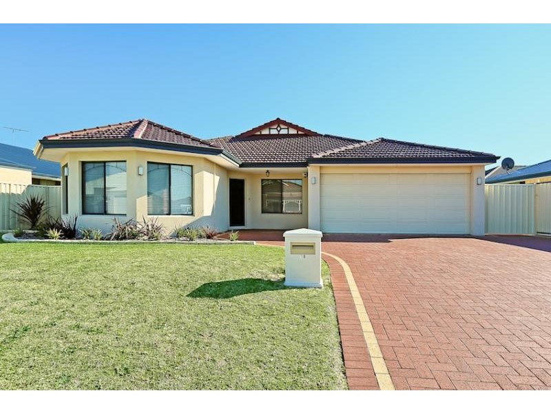 19 Tamar Break, Madora Bay WA 6210