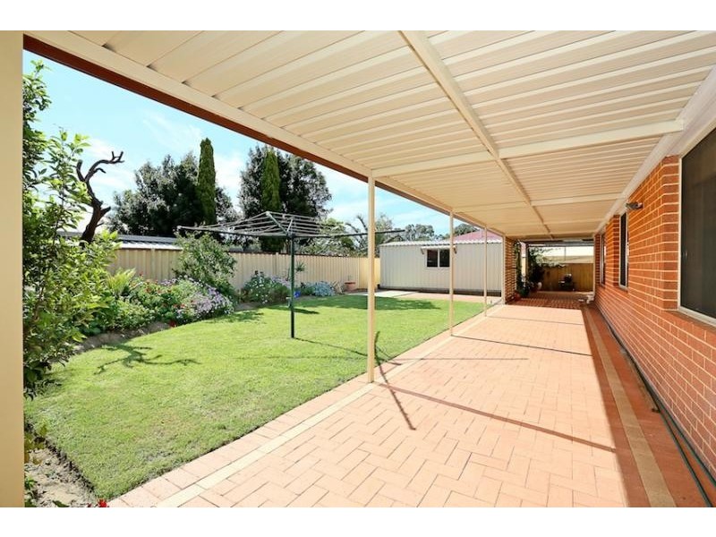 26 Suncrest Meander, Meadow Springs WA 6210