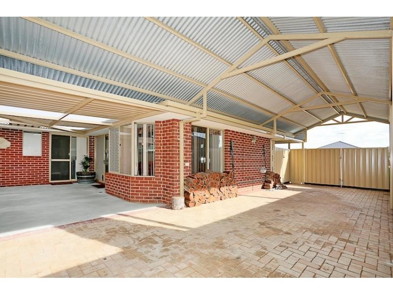 52 Crystaluna Drive, Golden Bay WA 6174