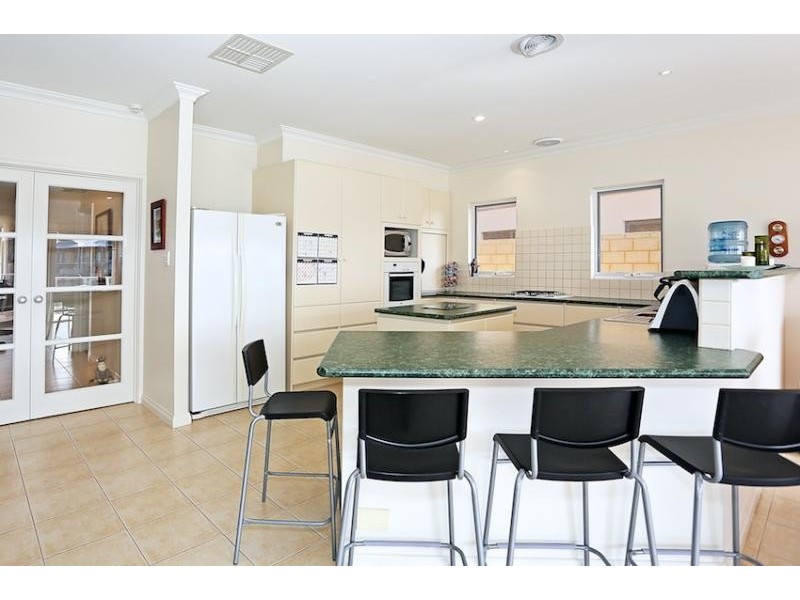 29 Fistina Ramble, Halls Head WA 6210