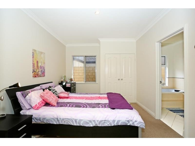 29 Fistina Ramble, Halls Head WA 6210