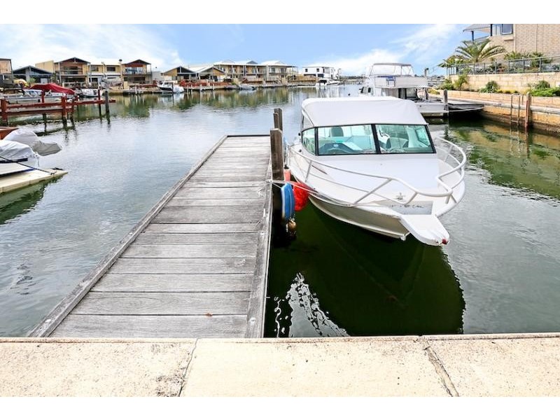 29 Fistina Ramble, Halls Head WA 6210