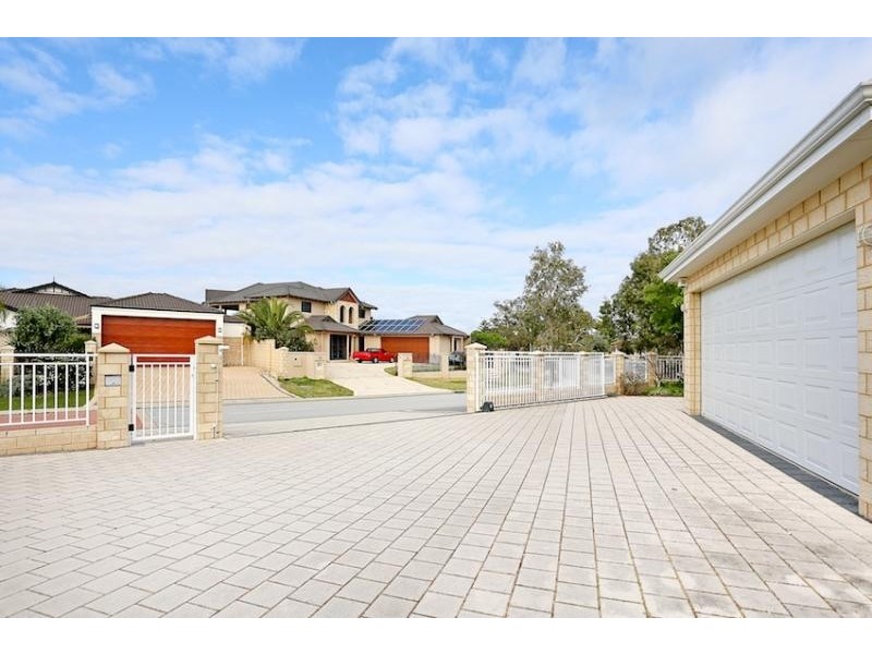 29 Fistina Ramble, Halls Head WA 6210