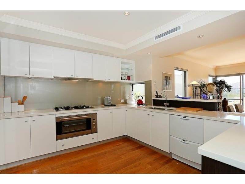 75 Erins Isle, Dudley Park WA 6210