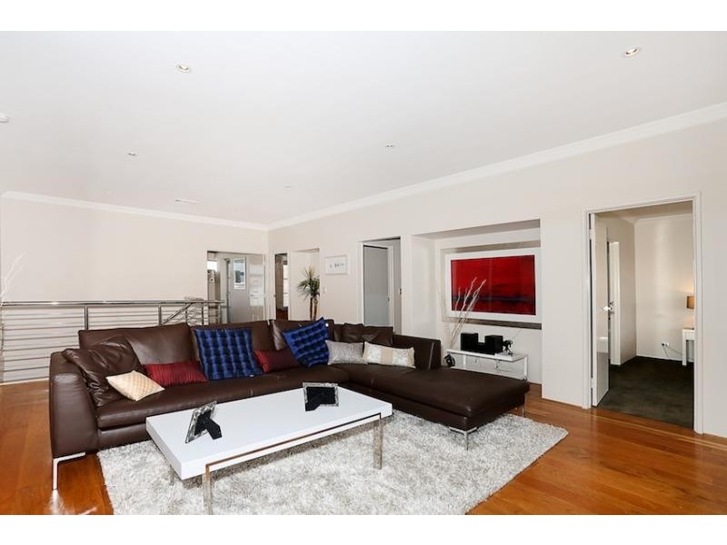 75 Erins Isle, Dudley Park WA 6210