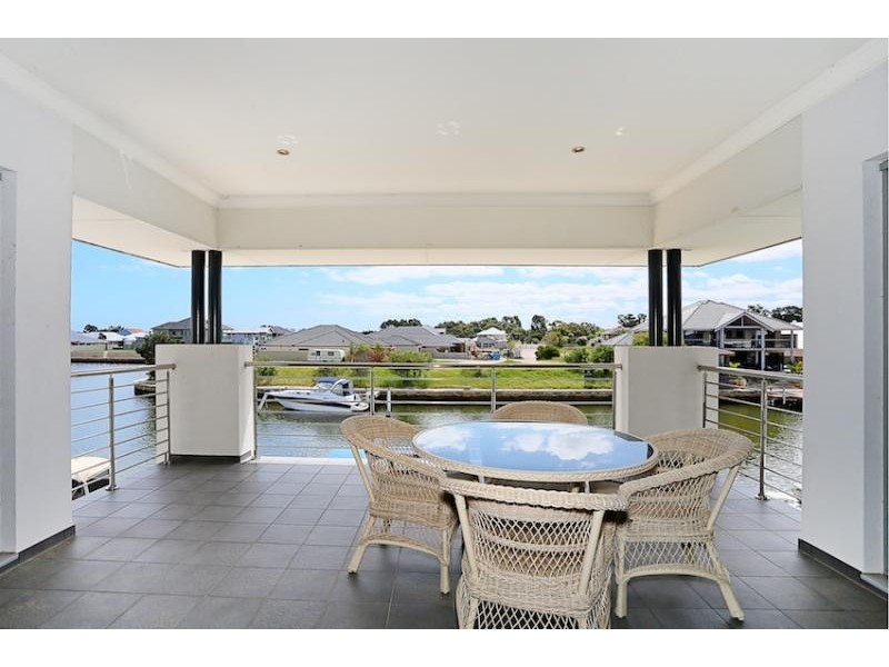 75 Erins Isle, Dudley Park WA 6210