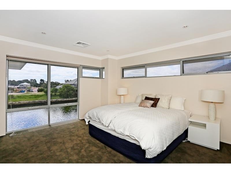 75 Erins Isle, Dudley Park WA 6210