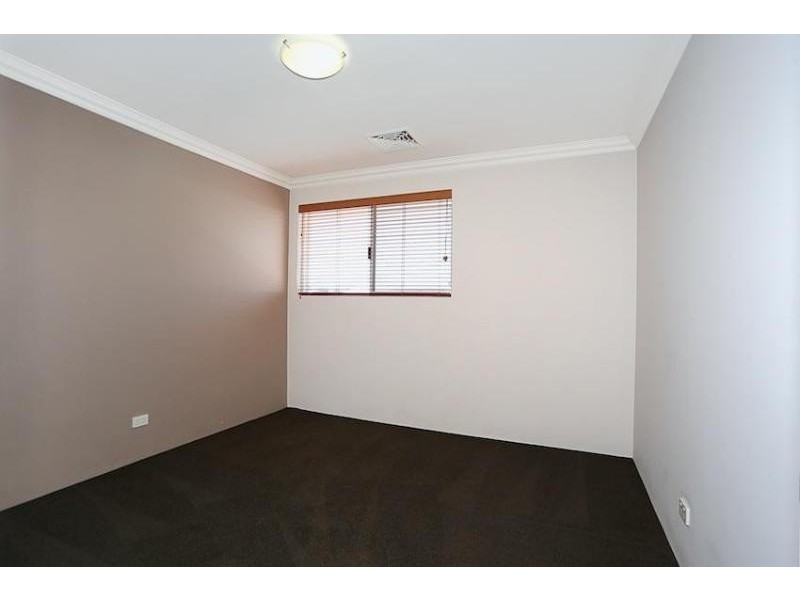 8A Sirrocco Drive, Erskine WA 6210