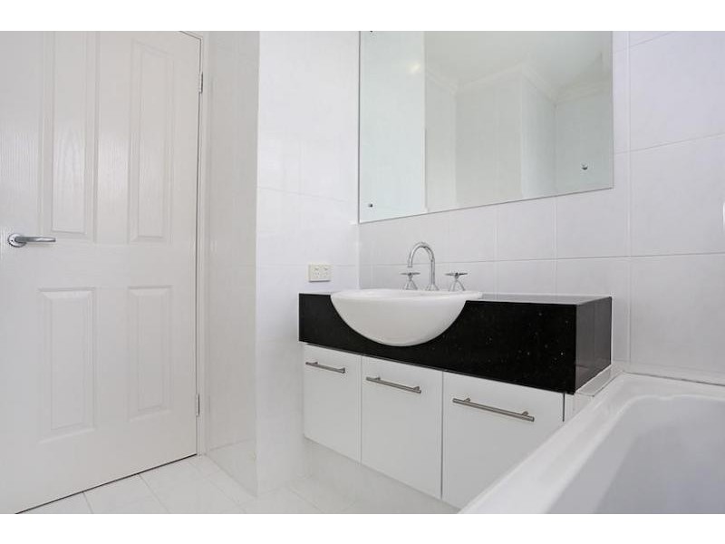 8A Sirrocco Drive, Erskine WA 6210