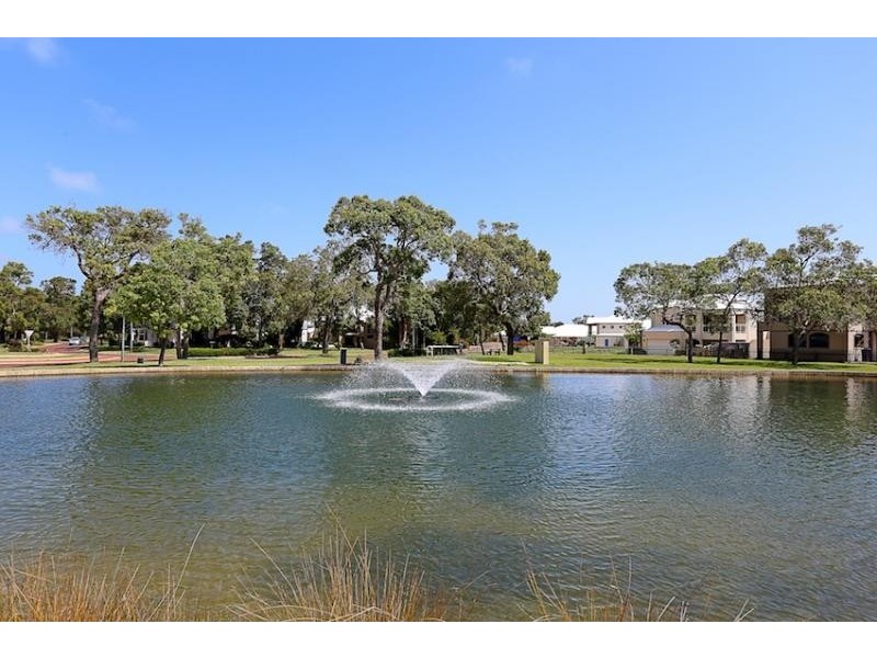 8A Sirrocco Drive, Erskine WA 6210