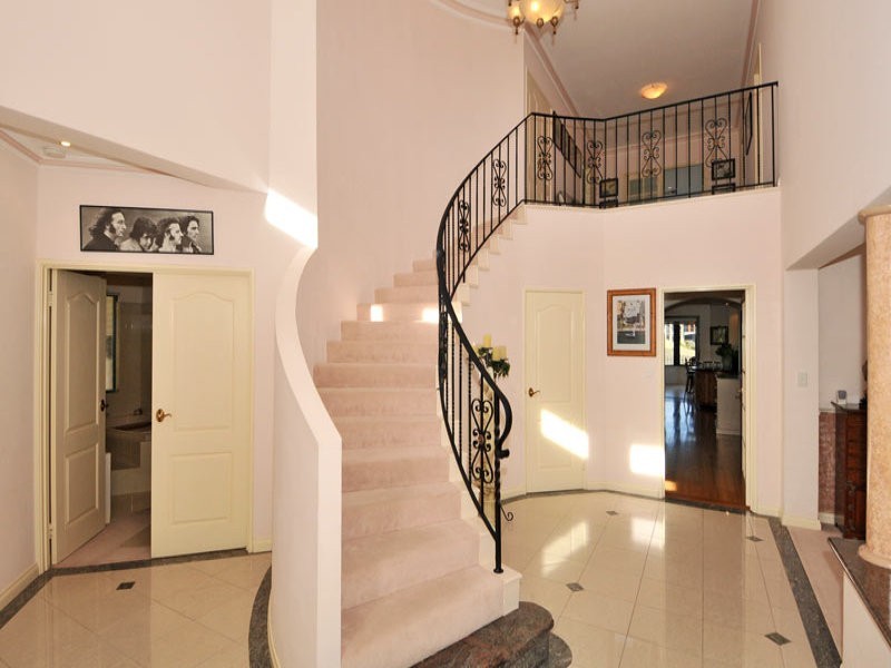 23 Finistere Island Retreat, Halls Head WA 6210