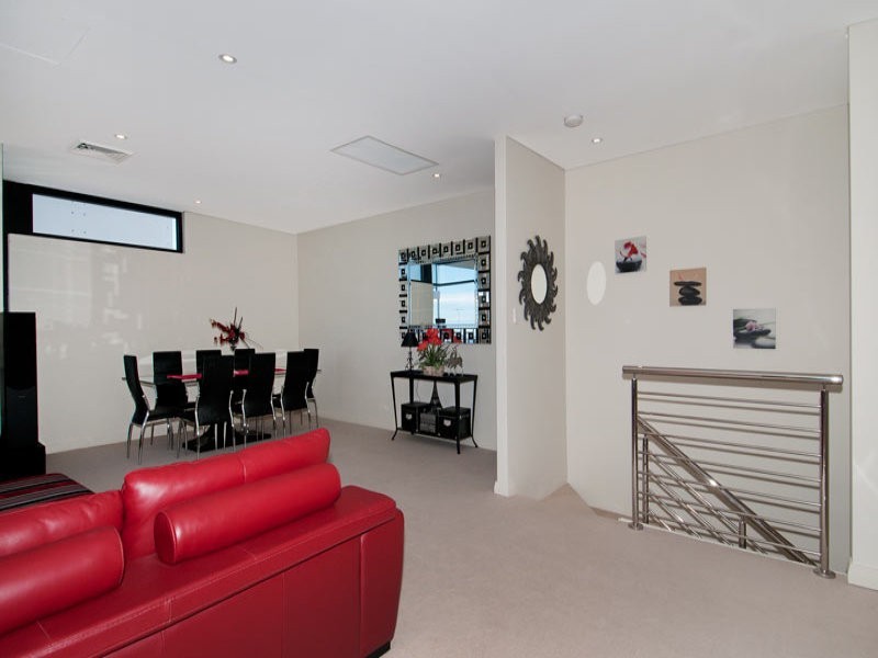 5/24 Oversby Street, Halls Head WA 6210