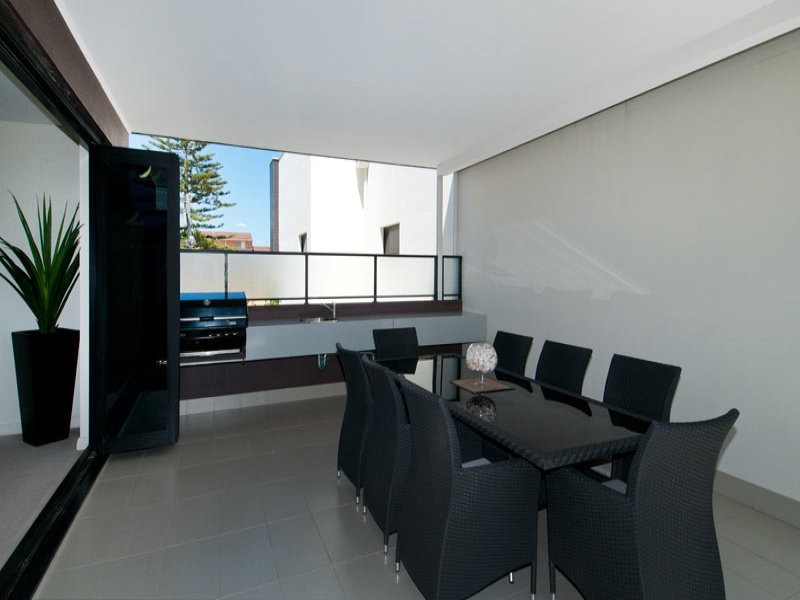 5/24 Oversby Street, Halls Head WA 6210