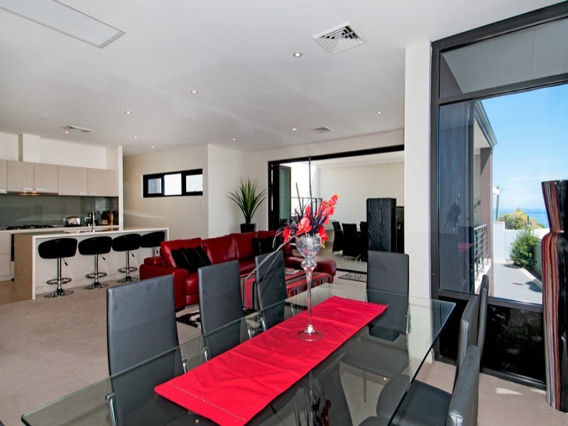 5/24 Oversby Street, Halls Head WA 6210